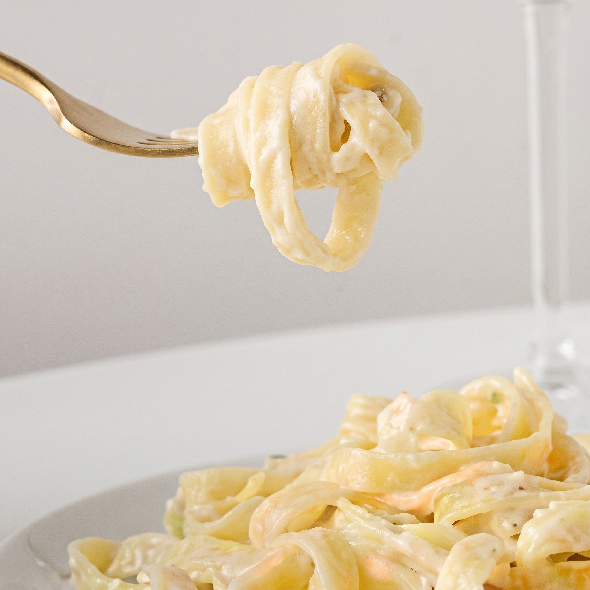 Alfredo Fettuccine Pasta.